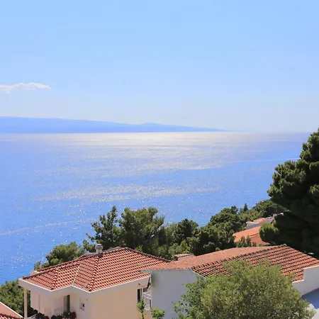 With Parking Space Brela, Makarska - 6043 *