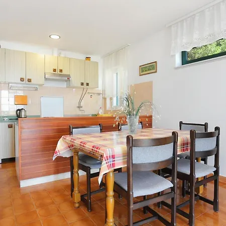 With Parking Space Brela, Makarska - 6043 ברלה